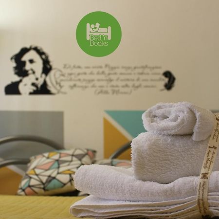 Bed 'N Books Bed & Breakfast Sassari Exterior foto