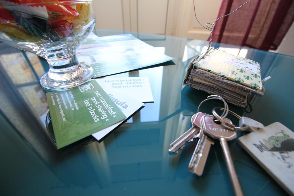 Bed 'N Books Bed & Breakfast Sassari Exterior foto