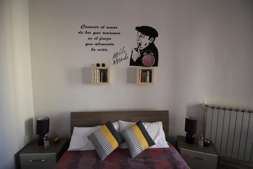 Bed 'N Books Bed & Breakfast Sassari Exterior foto