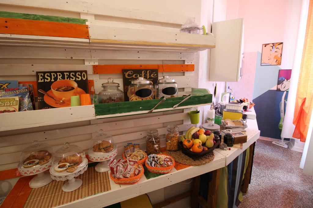 Bed 'N Books Bed & Breakfast Sassari Exterior foto