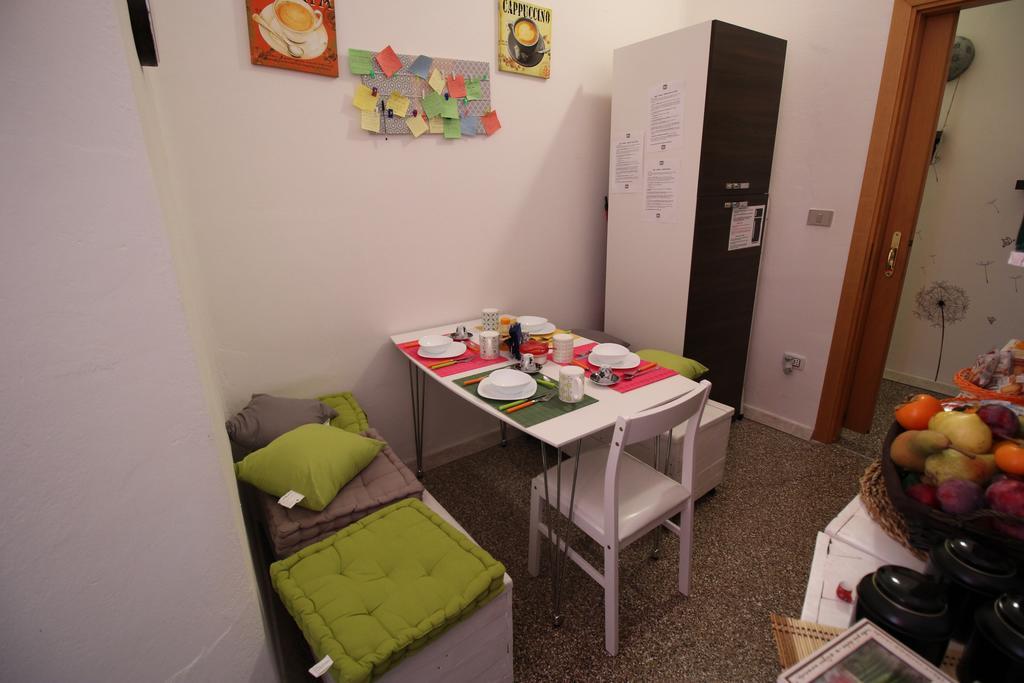 Bed 'N Books Bed & Breakfast Sassari Exterior foto